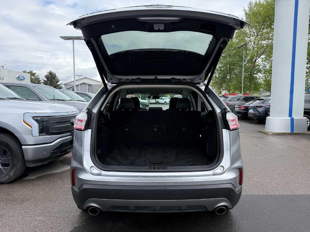 used 2024 Ford Edge car, priced at $29,104