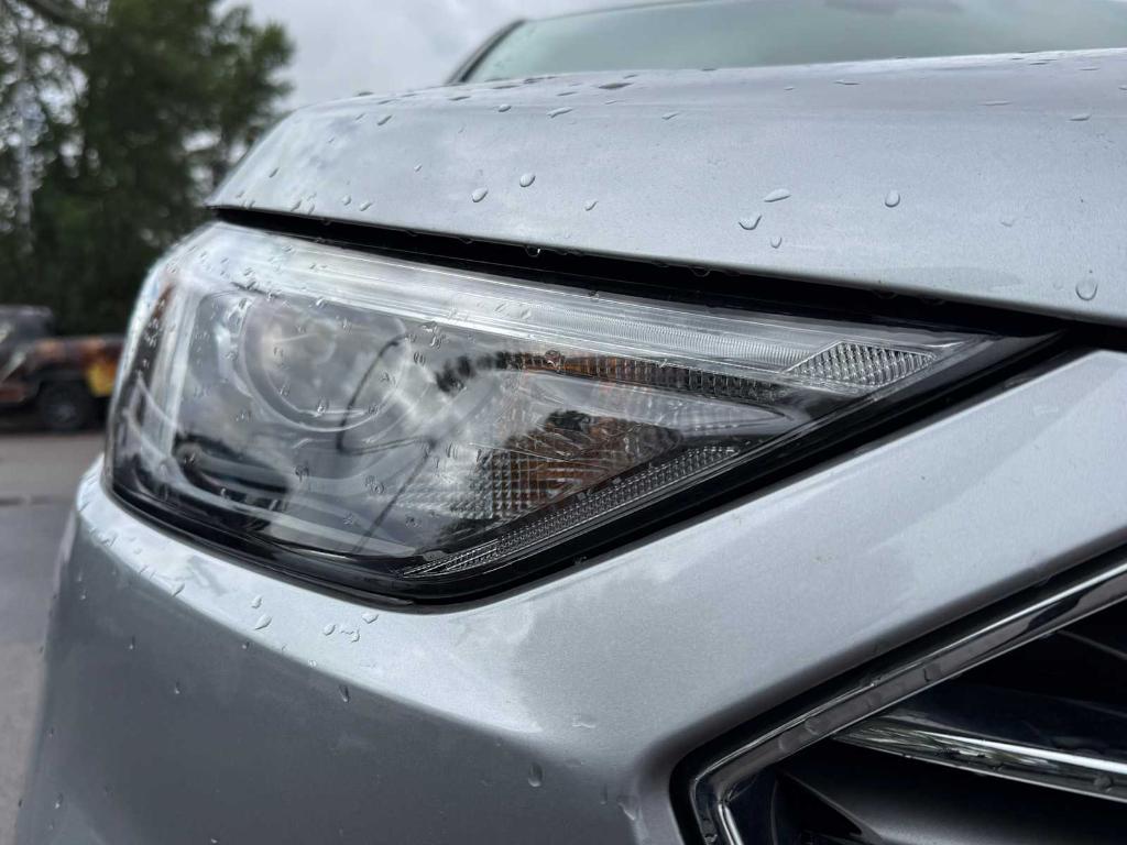 used 2024 Ford Edge car, priced at $29,104