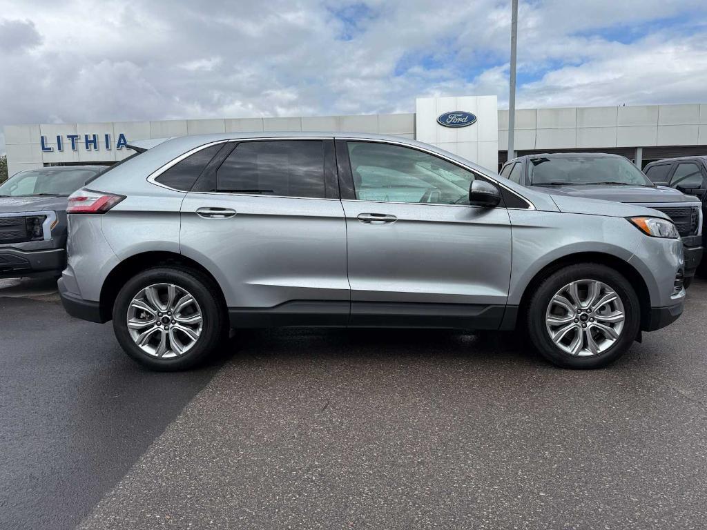 used 2024 Ford Edge car, priced at $29,104