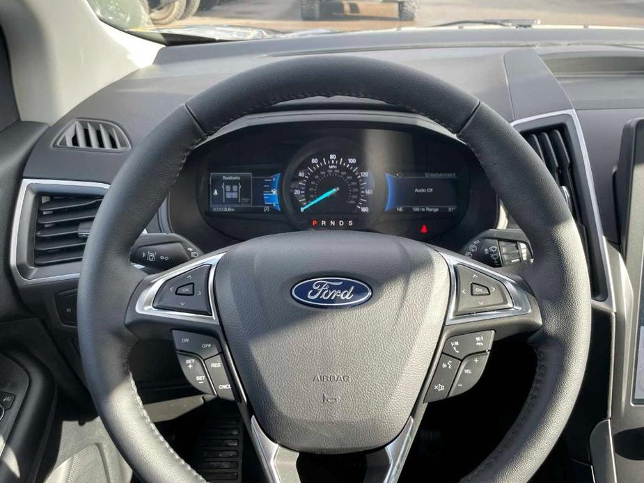 new 2024 Ford Edge car, priced at $43,431