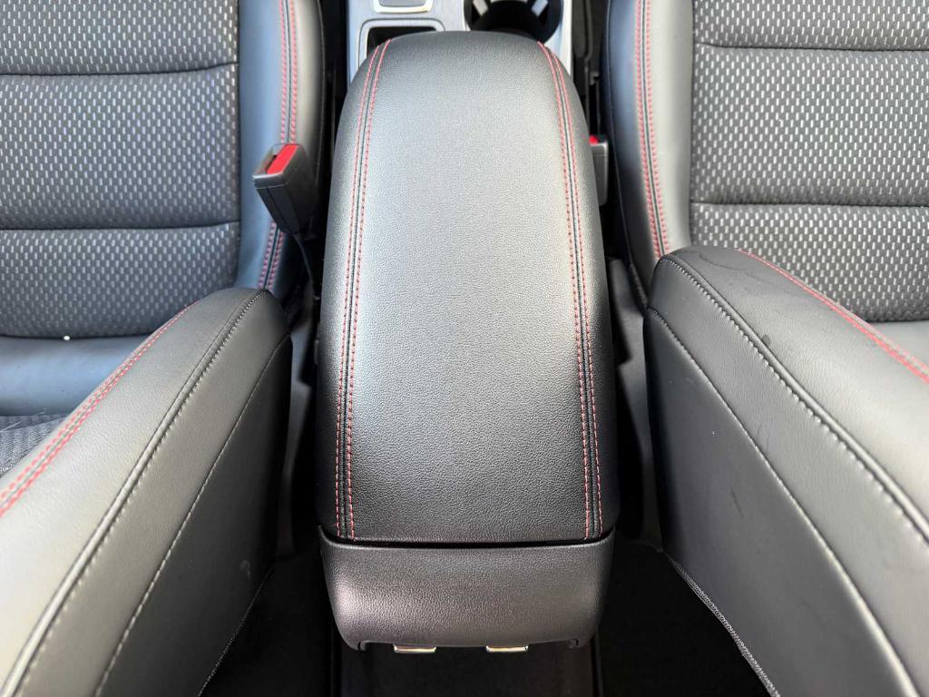 new 2025 Ford Escape car, priced at $35,915