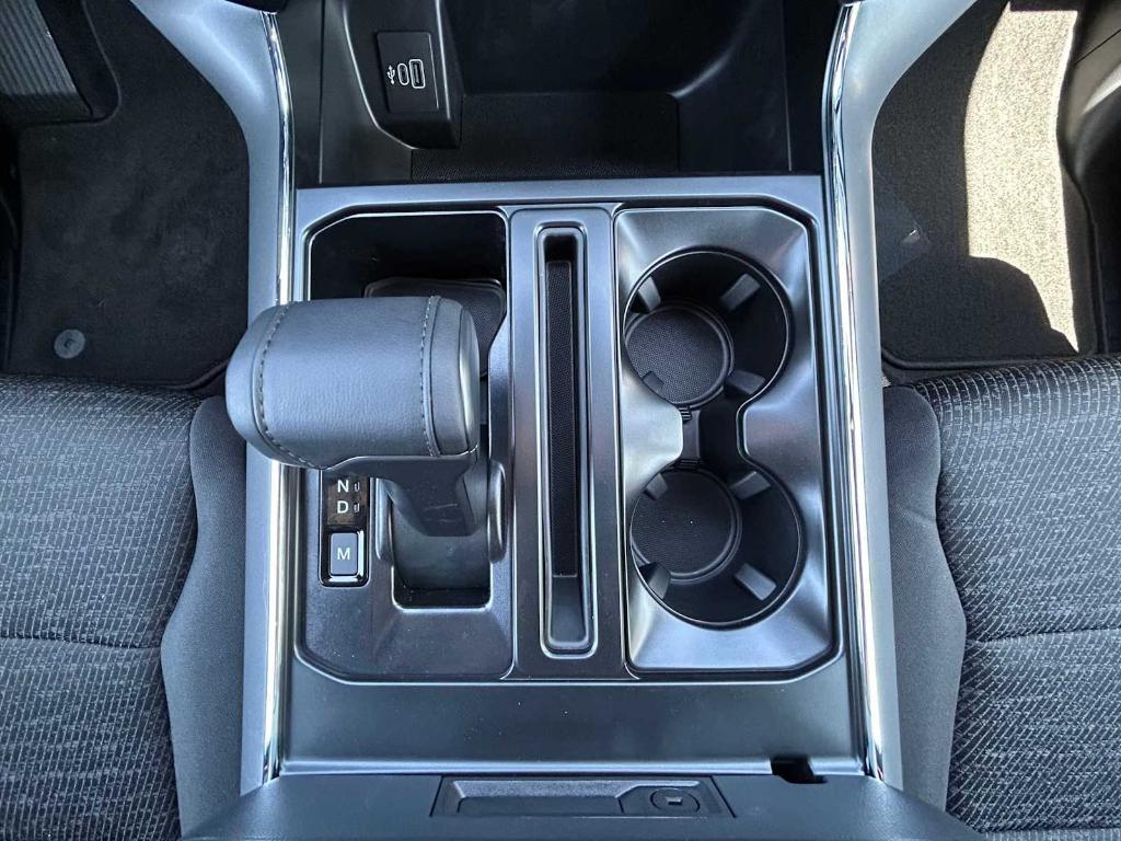 new 2025 Ford F-150 car, priced at $60,904