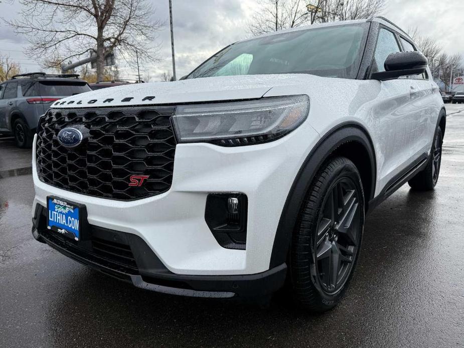 new 2025 Ford Explorer car, priced at $63,278