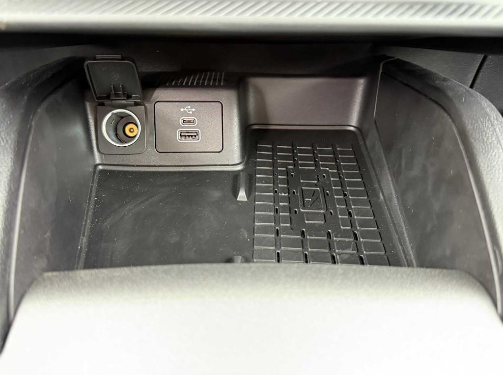 new 2025 Ford Bronco Sport car, priced at $33,351