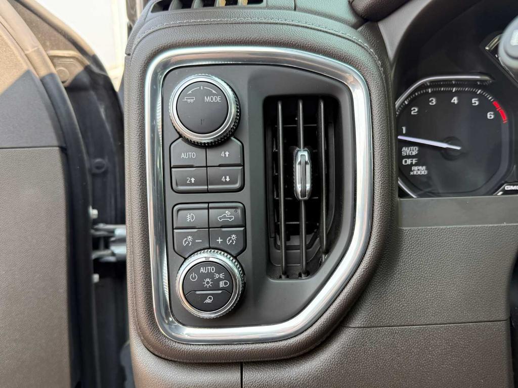 used 2021 GMC Sierra 1500 car, priced at $38,911