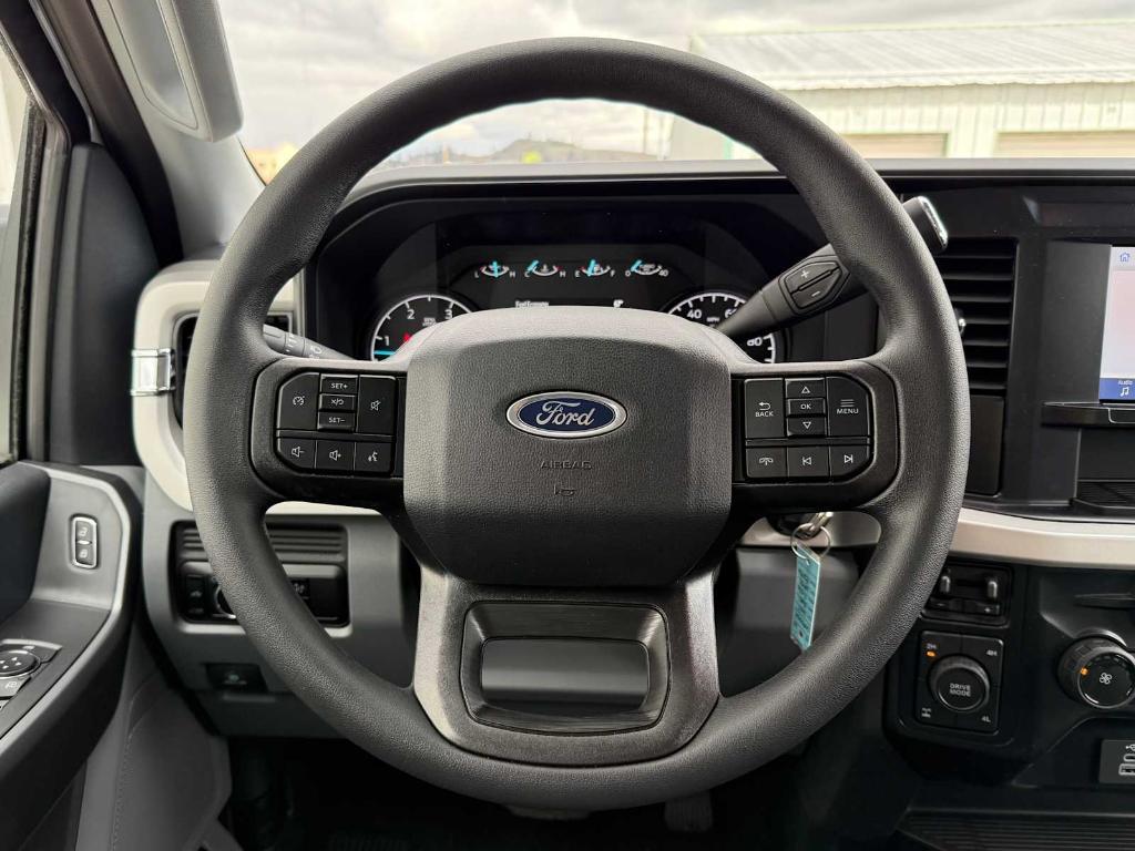 new 2025 Ford F-250 car, priced at $67,615