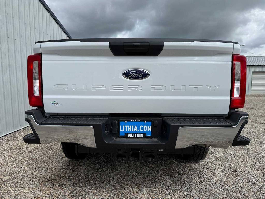 new 2025 Ford F-250 car, priced at $67,615