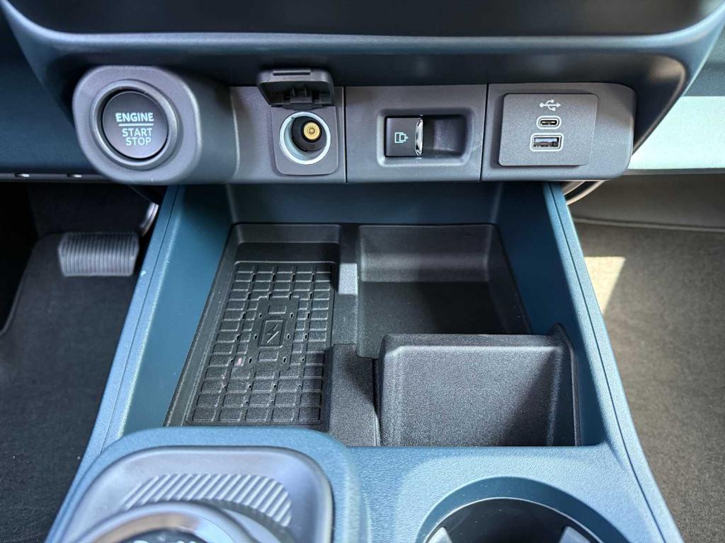 new 2025 Ford Maverick car, priced at $40,317