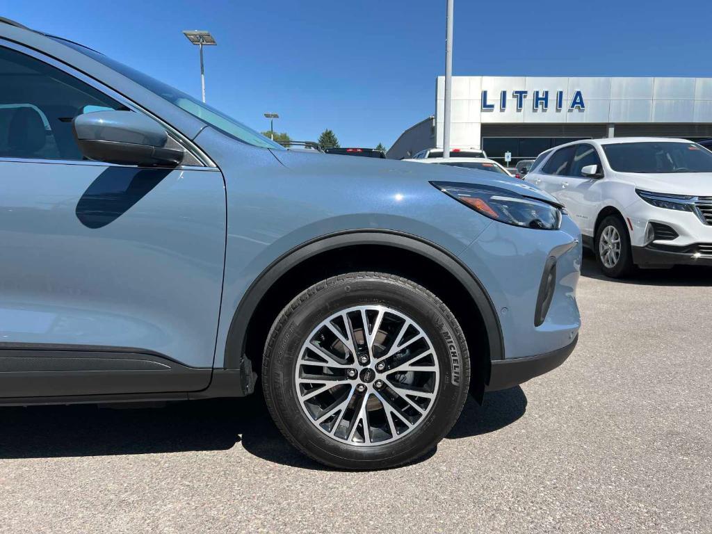 new 2024 Ford Escape car, priced at $47,528