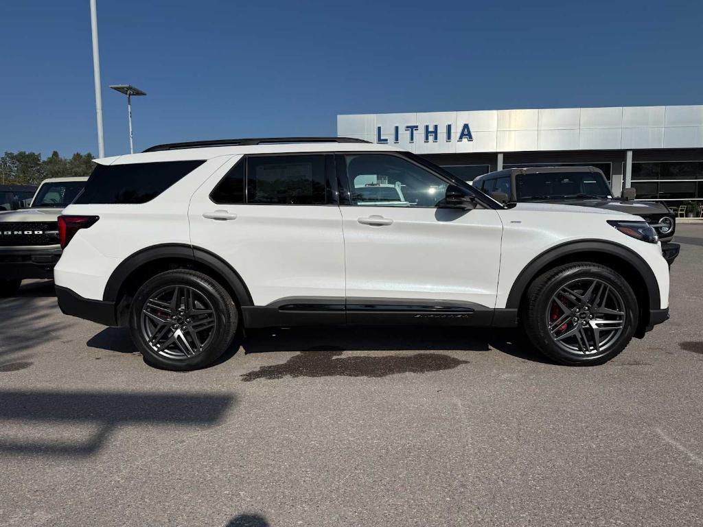 new 2025 Ford Explorer car, priced at $52,618