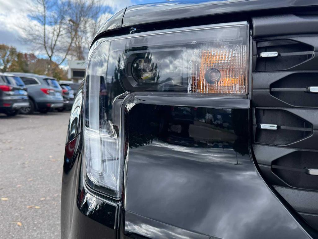 new 2025 Ford Maverick car, priced at $40,218