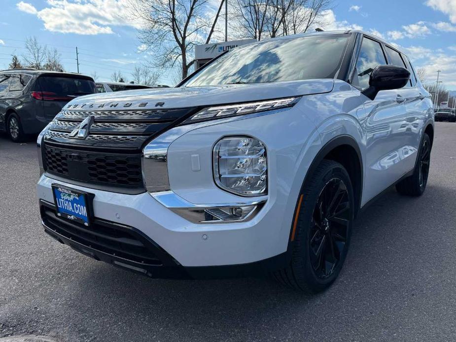 used 2023 Mitsubishi Outlander car, priced at $28,000