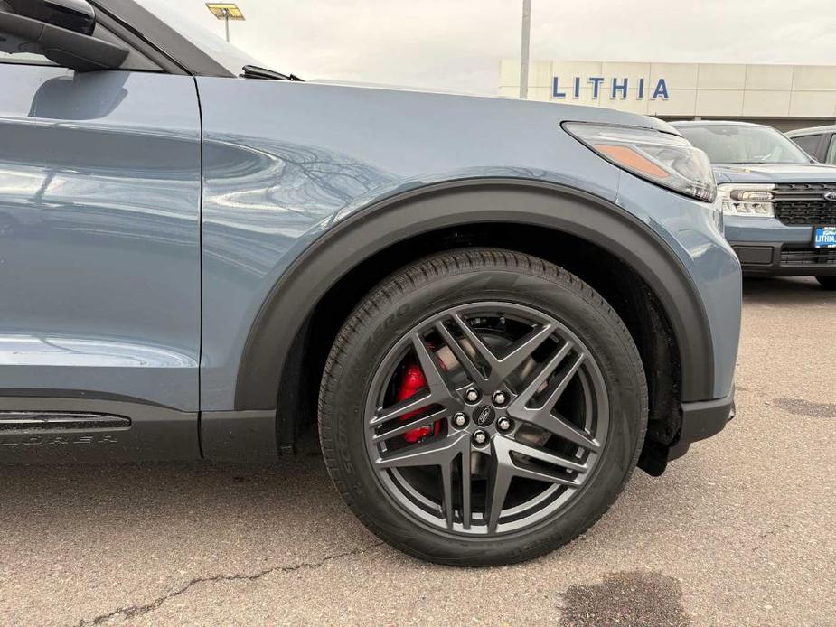 new 2025 Ford Explorer car, priced at $62,179