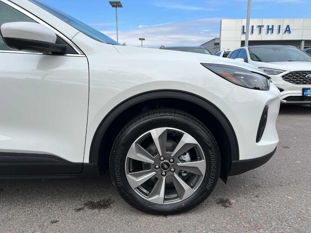 new 2025 Ford Escape car, priced at $42,404