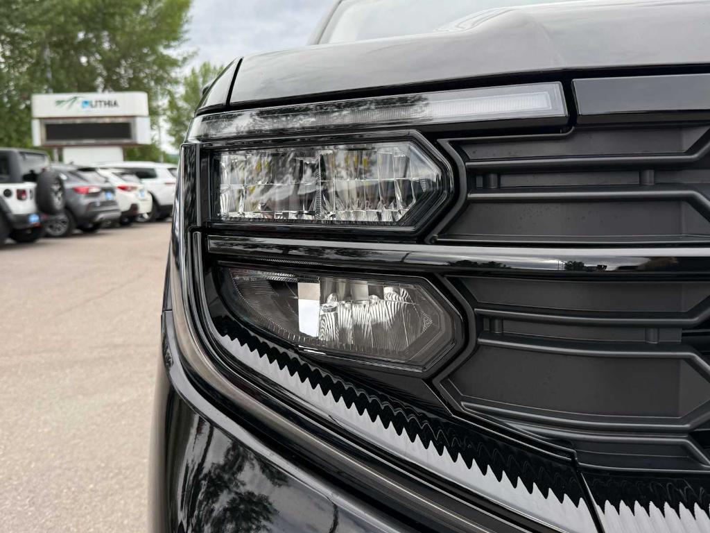 new 2025 Ford Expedition car, priced at $71,920