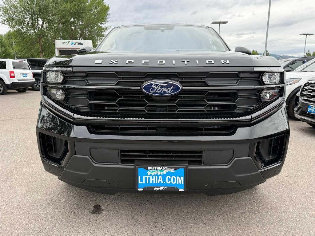 new 2025 Ford Expedition car, priced at $71,920