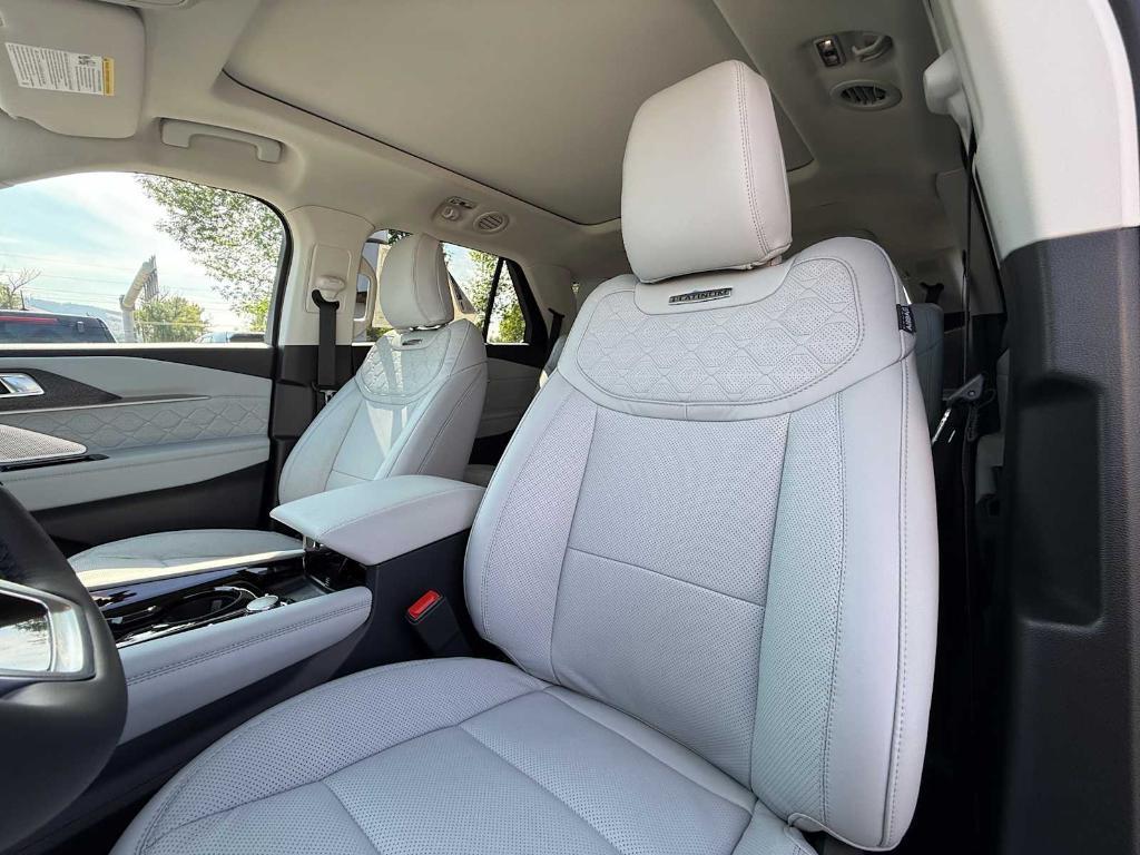 new 2025 Ford Explorer car, priced at $63,029