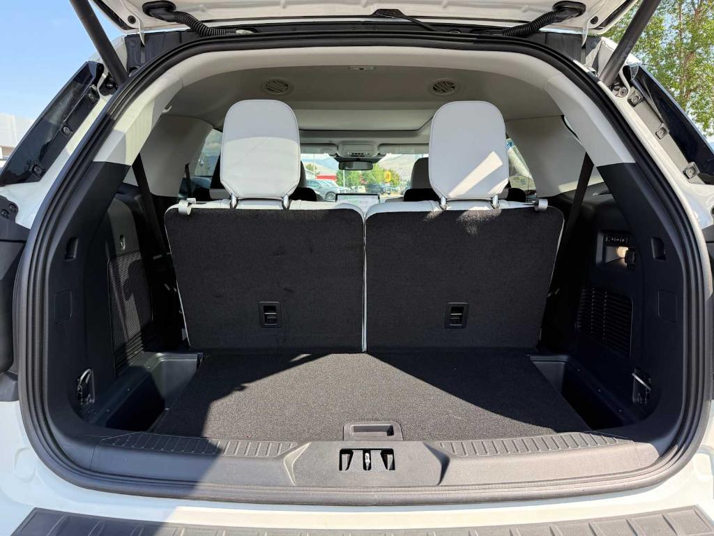 new 2025 Ford Explorer car, priced at $63,029