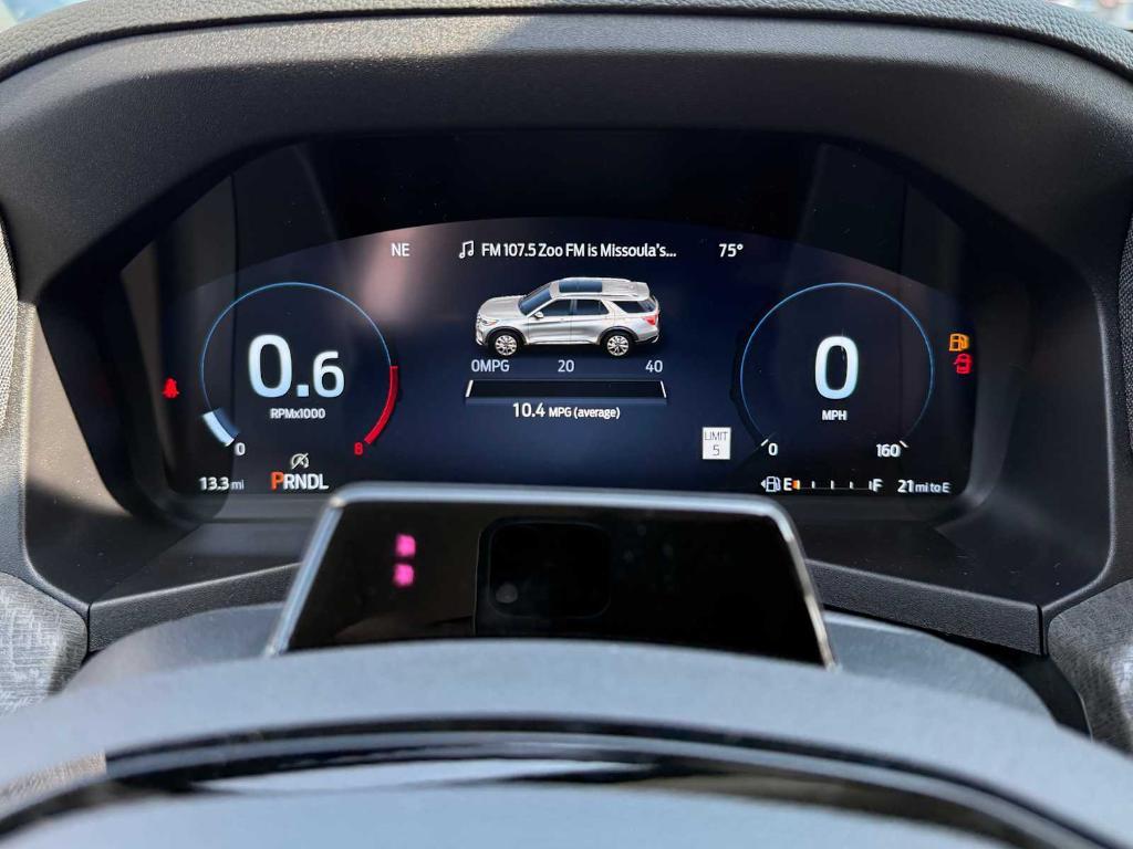 new 2025 Ford Explorer car, priced at $63,029