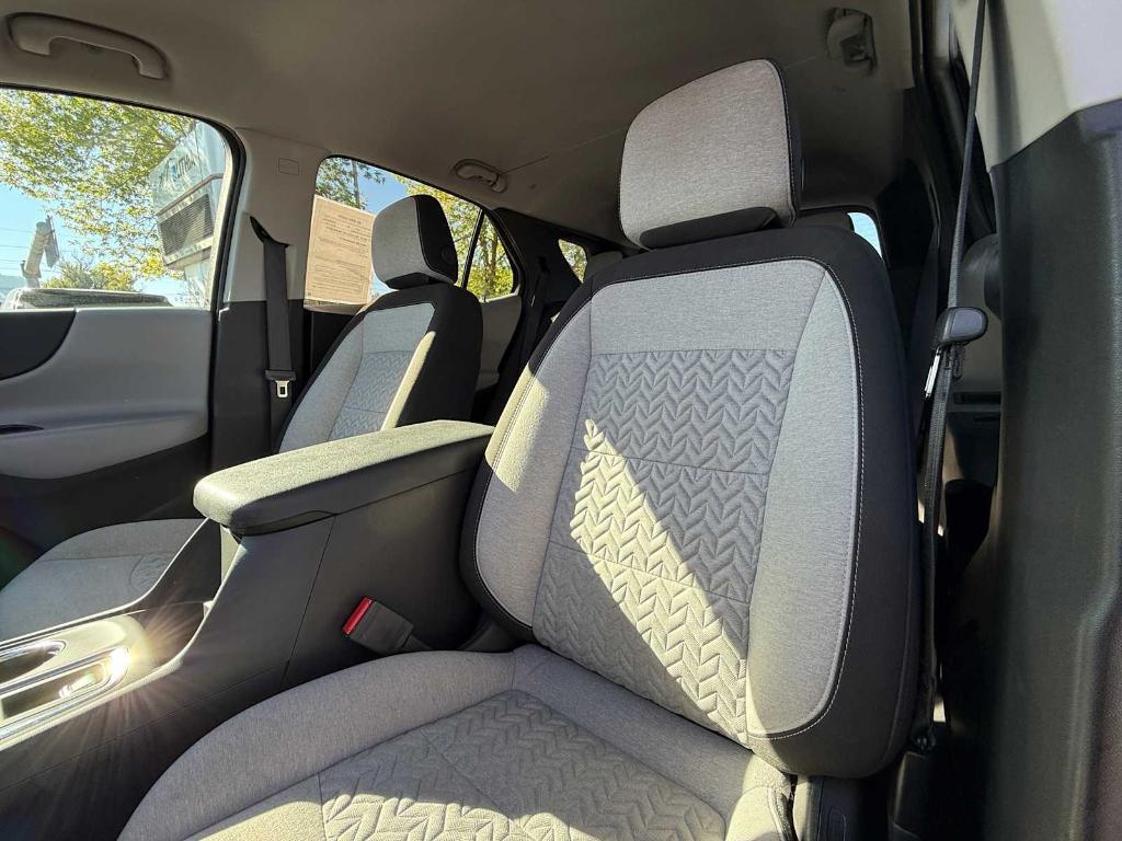 used 2024 Chevrolet Equinox car, priced at $25,564