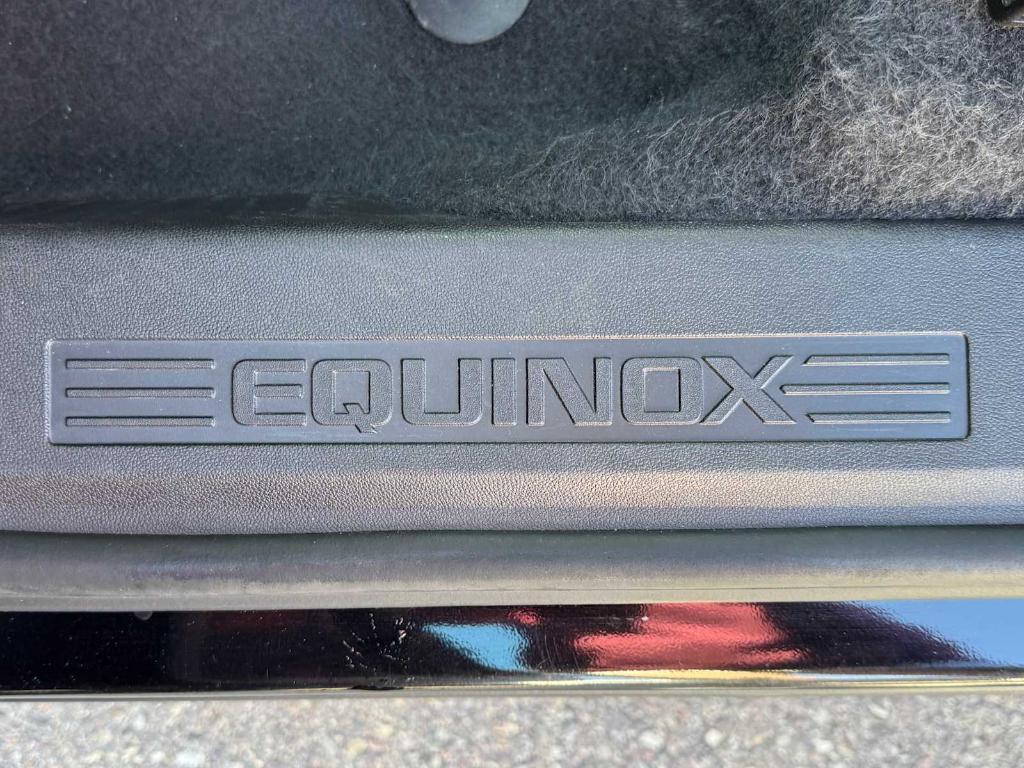 used 2024 Chevrolet Equinox car, priced at $25,564