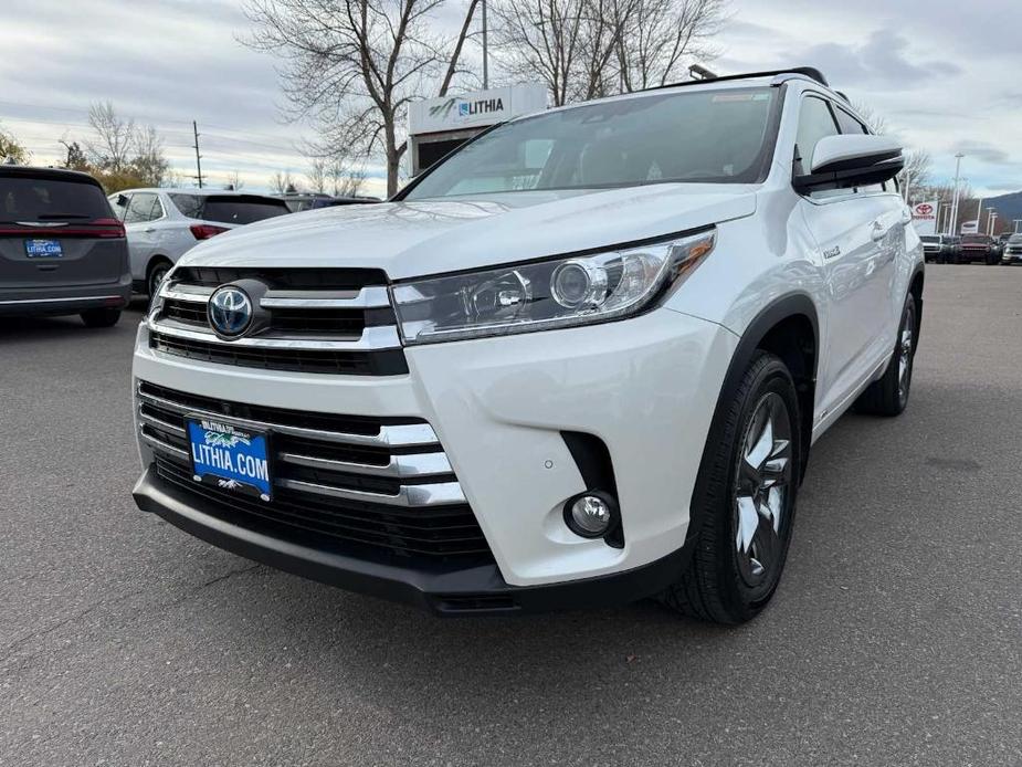 used 2017 Toyota Highlander Hybrid car, priced at $25,995