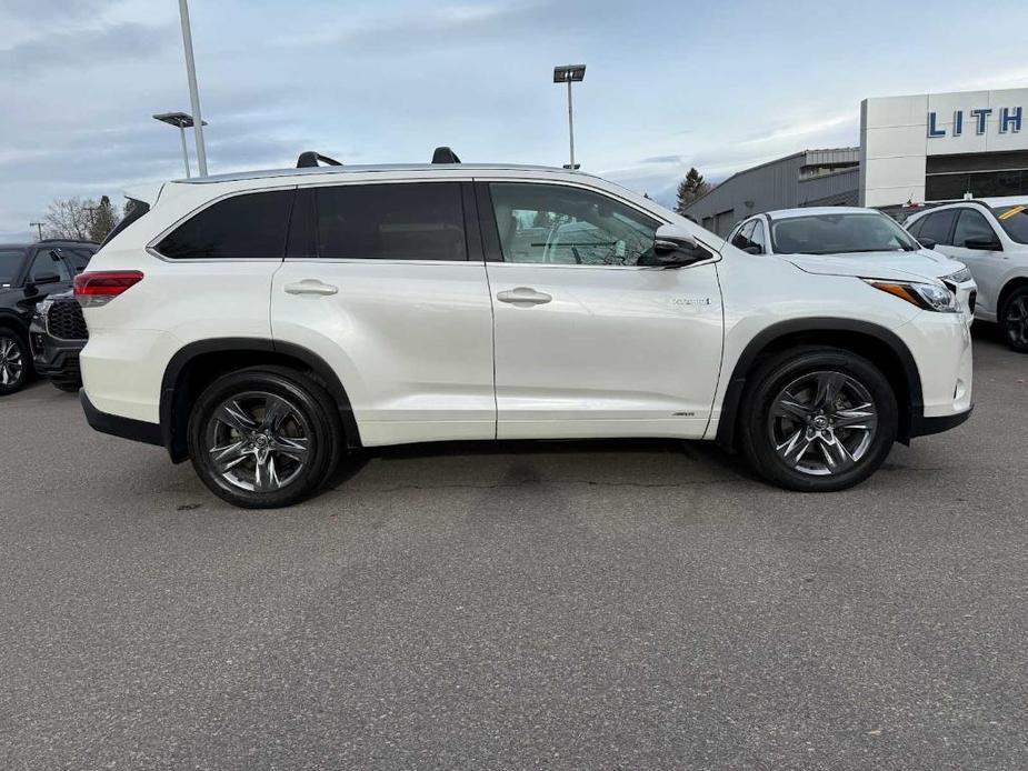 used 2017 Toyota Highlander Hybrid car, priced at $25,995