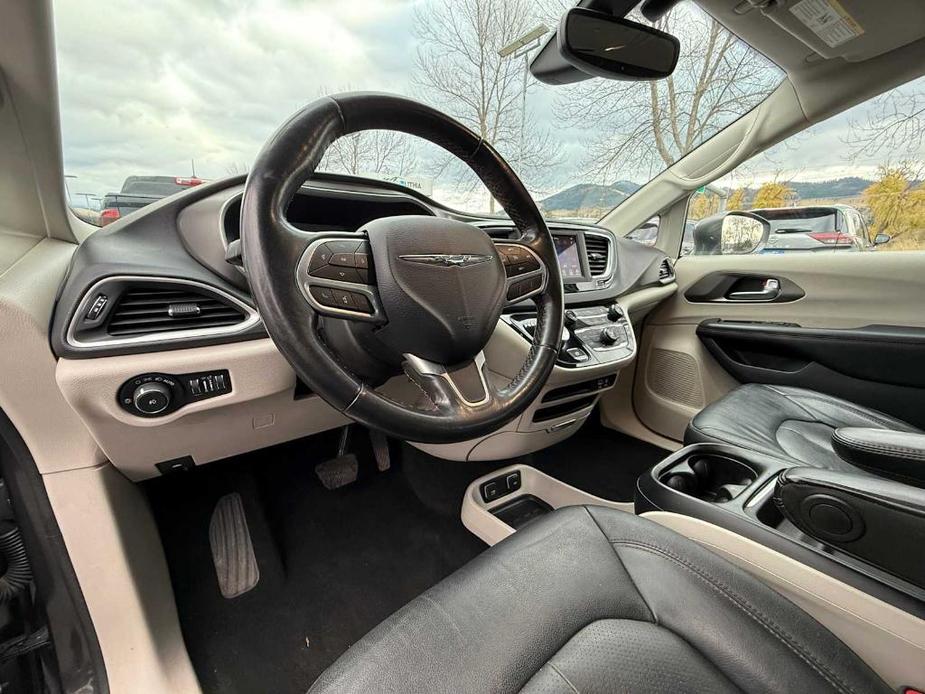 used 2020 Chrysler Pacifica car, priced at $21,995