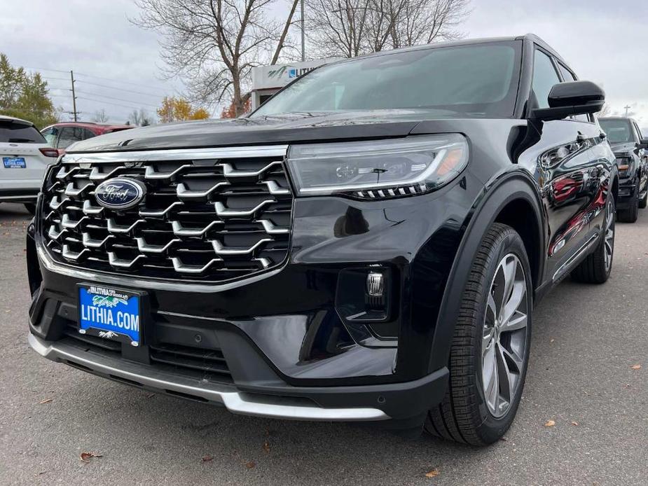 new 2025 Ford Explorer car, priced at $59,654