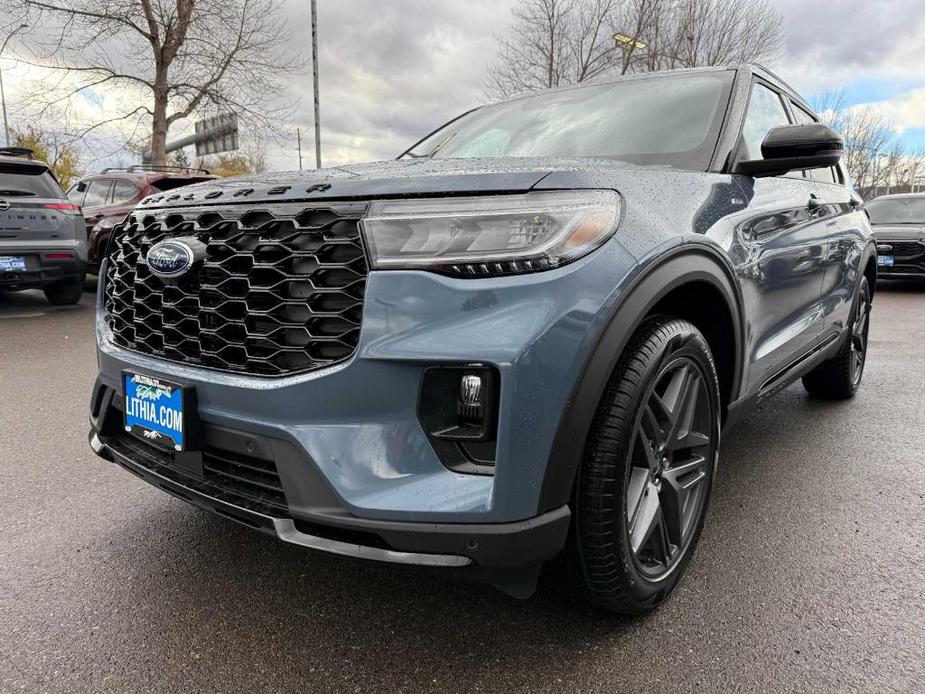 new 2025 Ford Explorer car, priced at $53,809