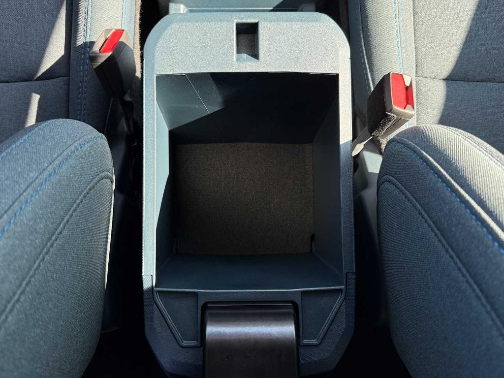 new 2025 Ford Maverick car, priced at $35,902