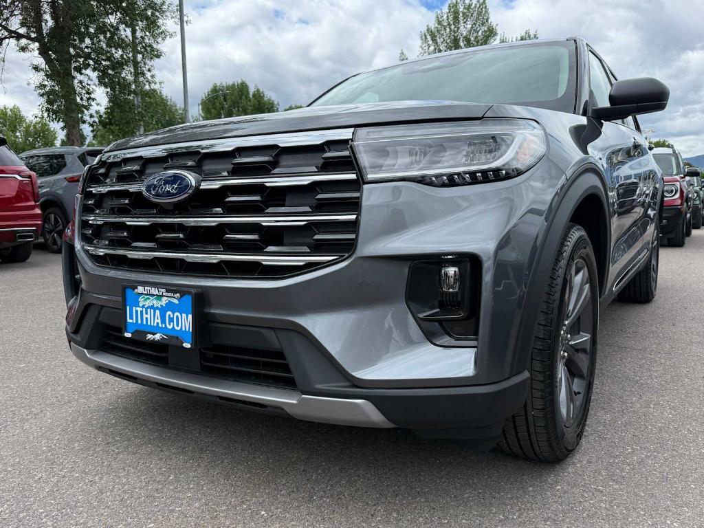 new 2025 Ford Explorer car, priced at $50,100