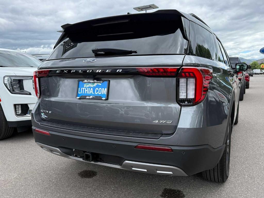 new 2025 Ford Explorer car, priced at $50,100