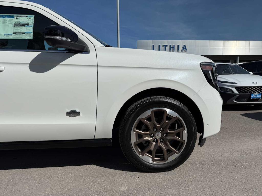 new 2025 Ford Expedition Max car, priced at $90,534