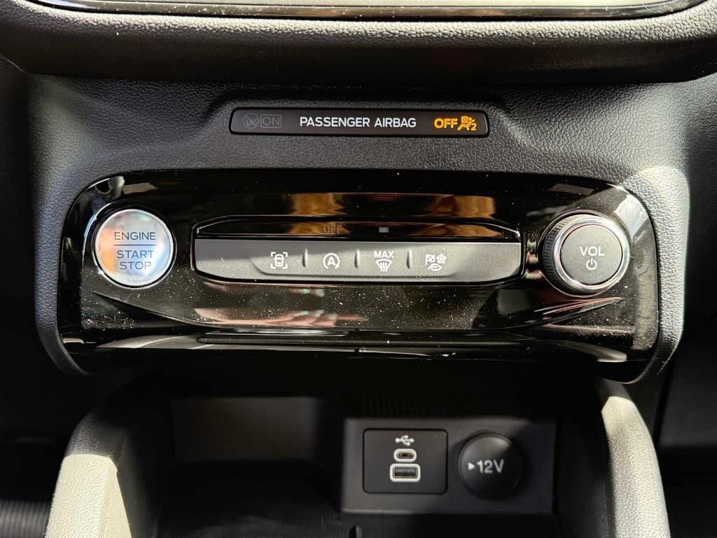 new 2025 Ford Escape car, priced at $33,697