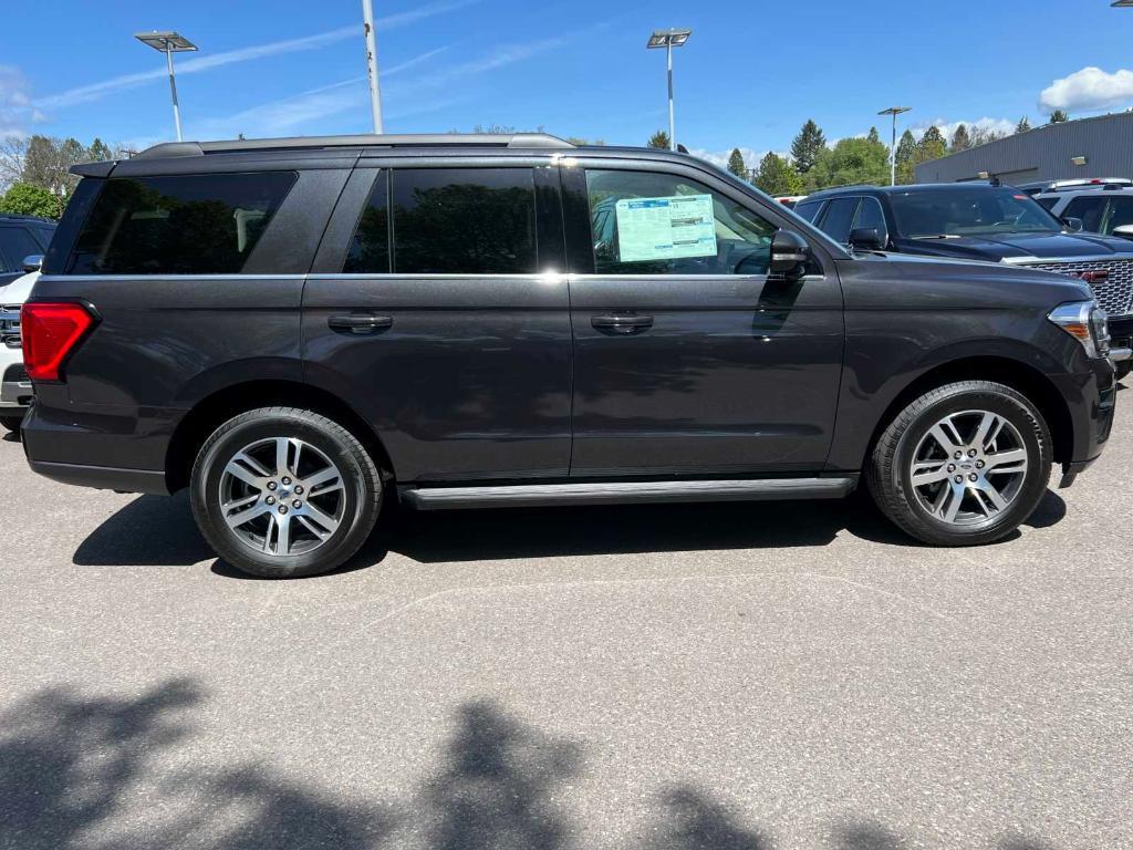 new 2024 Ford Expedition car, priced at $72,477