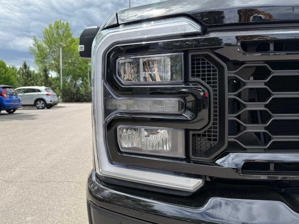 new 2025 Ford F-350 car, priced at $68,529