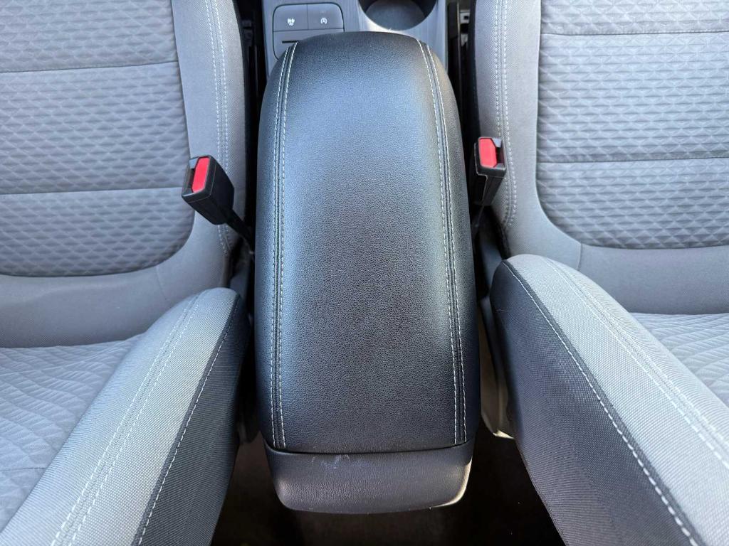 used 2022 Ford Escape car, priced at $22,000