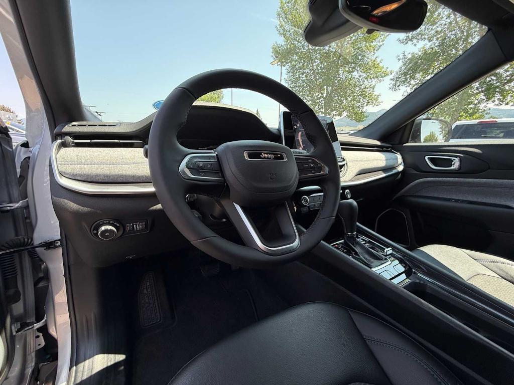 used 2025 Jeep Compass car, priced at $25,995