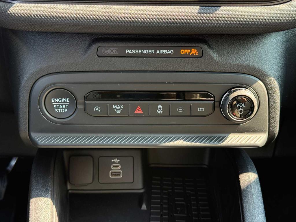 new 2025 Ford Bronco Sport car, priced at $34,572