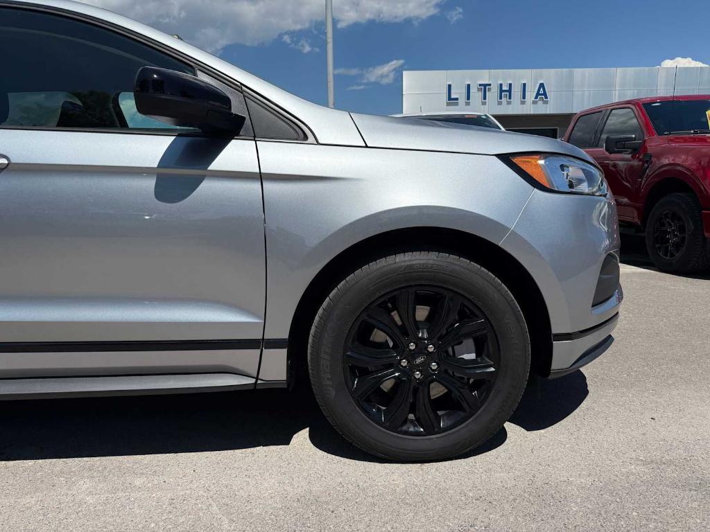 new 2024 Ford Edge car, priced at $39,643