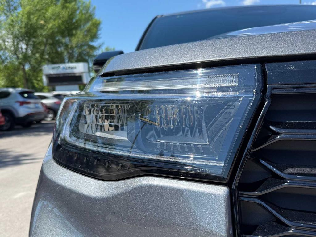new 2025 Ford Explorer car, priced at $58,600