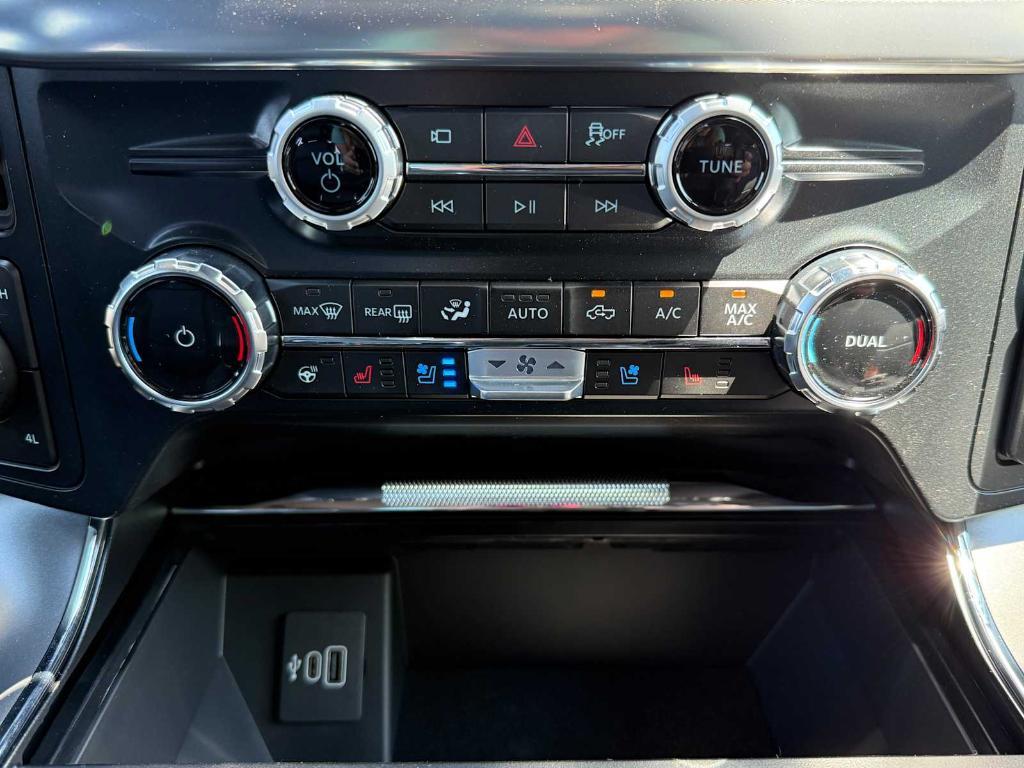 new 2025 Ford F-150 car, priced at $73,684