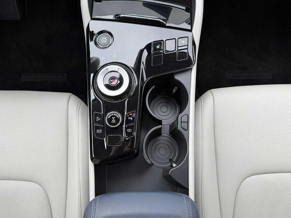 used 2025 Kia Sportage Hybrid car, priced at $29,995