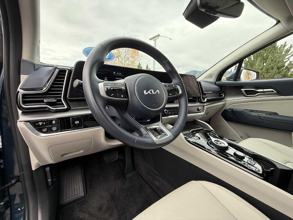 used 2025 Kia Sportage Hybrid car, priced at $28,301