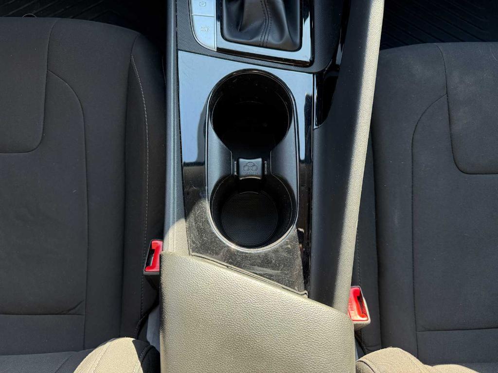 used 2022 Hyundai Elantra car, priced at $21,995