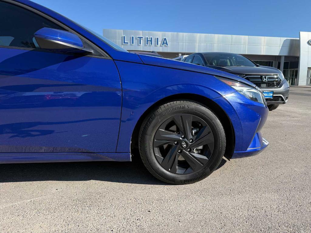used 2022 Hyundai Elantra car, priced at $19,162