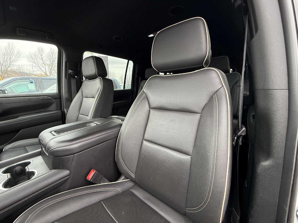 used 2022 GMC Yukon XL car, priced at $51,301