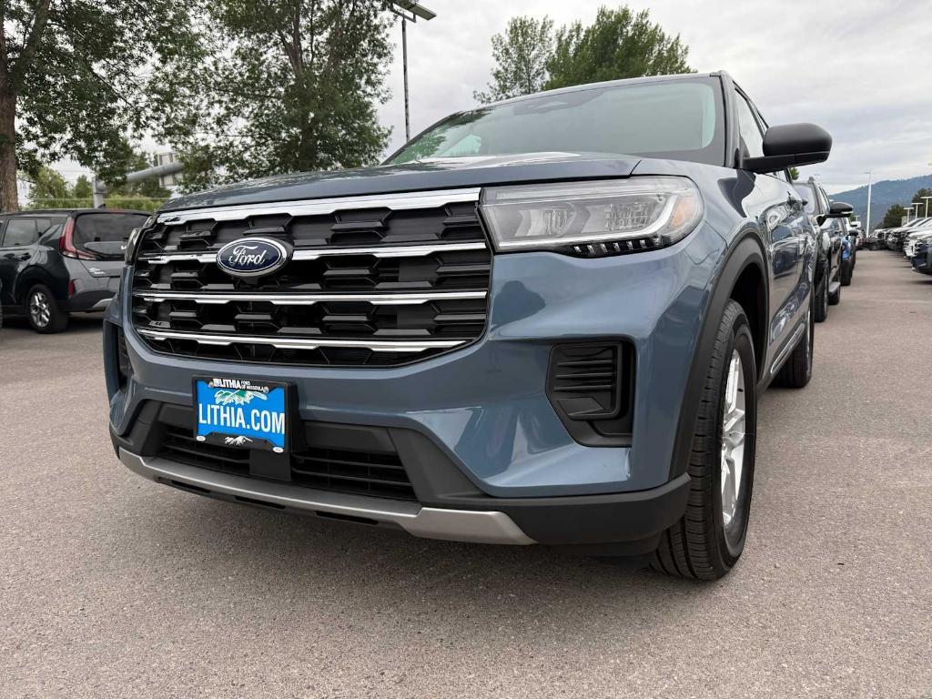 new 2025 Ford Explorer car, priced at $43,654