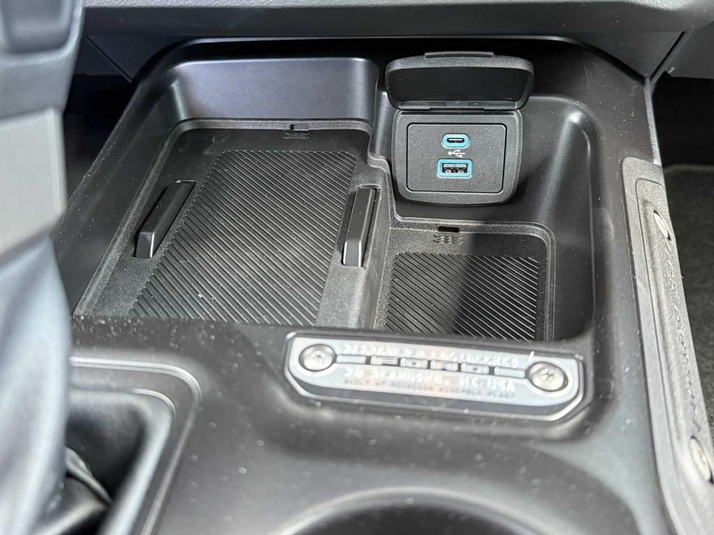 new 2025 Ford Bronco car, priced at $43,752